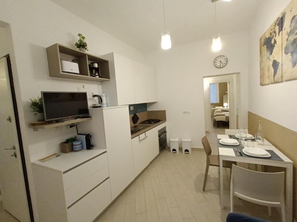 Apartamento Firsthouse - Nel Centro Storico Con Parcheggio Gratuito Siena Exterior foto